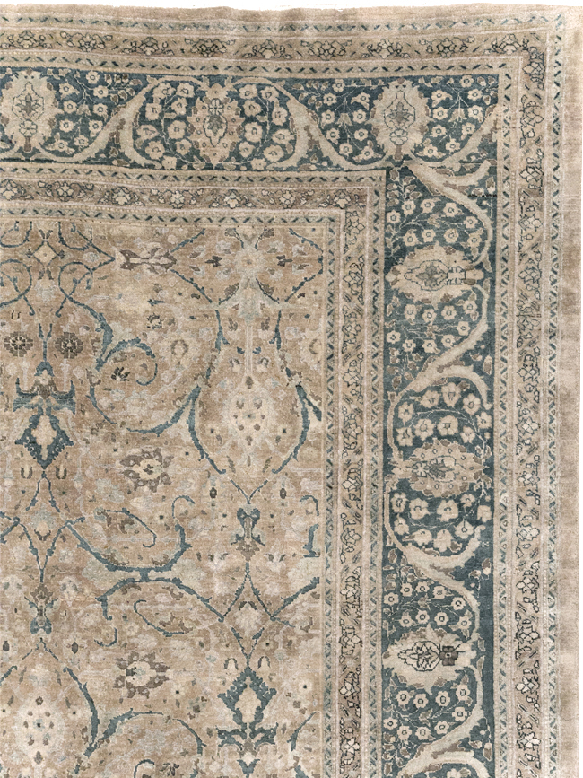Antique Persian Tabriz Carpet, No.18900 - Galerie Shabab
