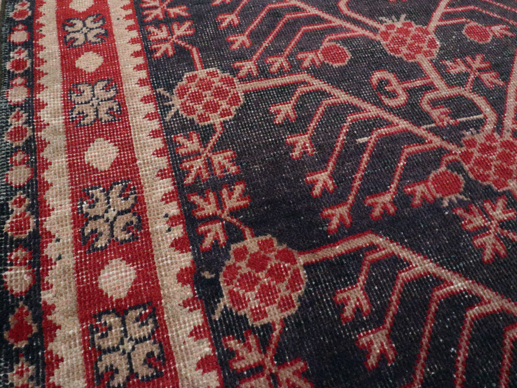 Antique East Turkestan Khotan Carpet, No.18980 - Galerie Shabab