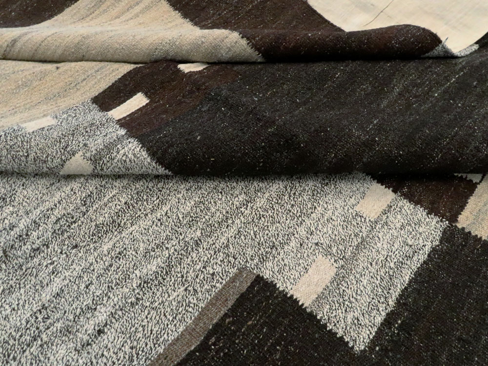 Vintage Turkish Flatweave Kilim, No.19093 - Galerie Shabab