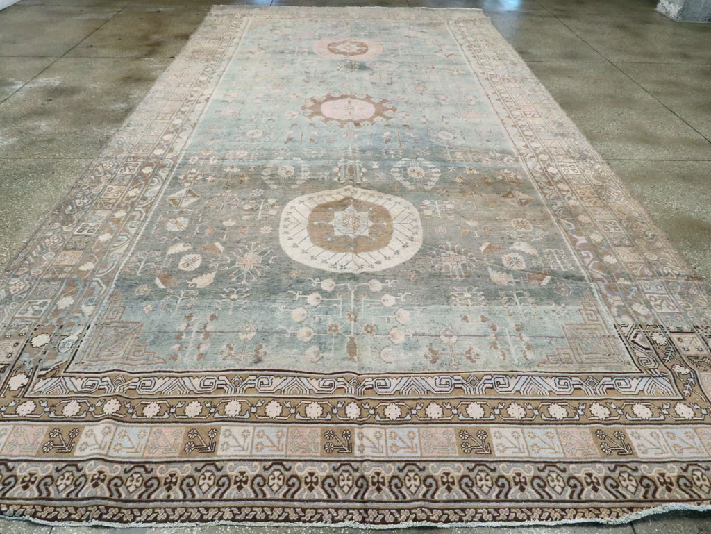 Antique East Turkestan Khotan Carpet, No.20277 - Galerie Shabab