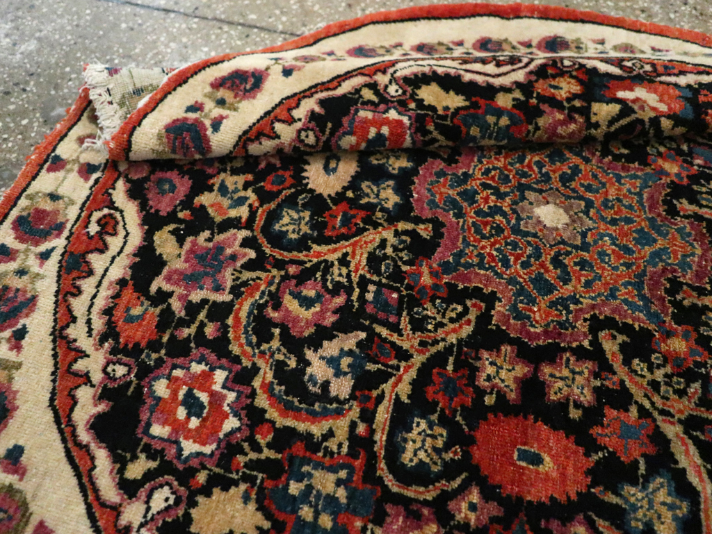 Antique Persian Tabriz Round Rug, No.20380 - Galerie Shabab