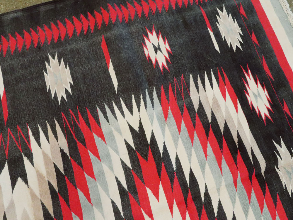 Vintage Indian Flat-weave Dhurrie Carpet, No.20550 - Galerie Shabab