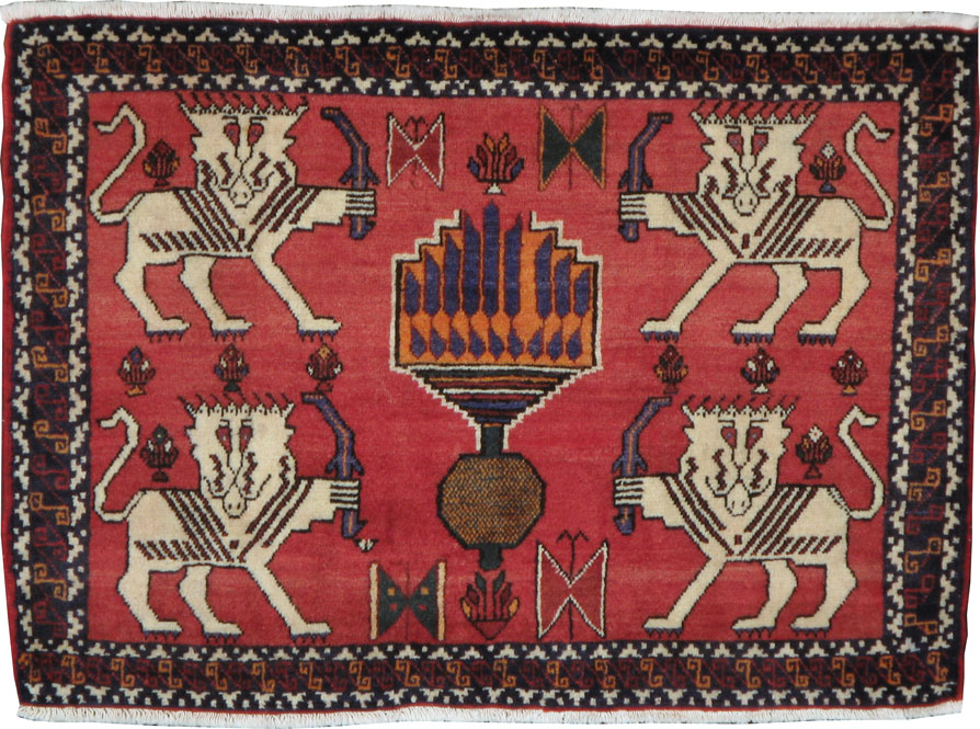 Vintage Persian Shiraz Pictorial Rug, No.20914 - Galerie Shabab