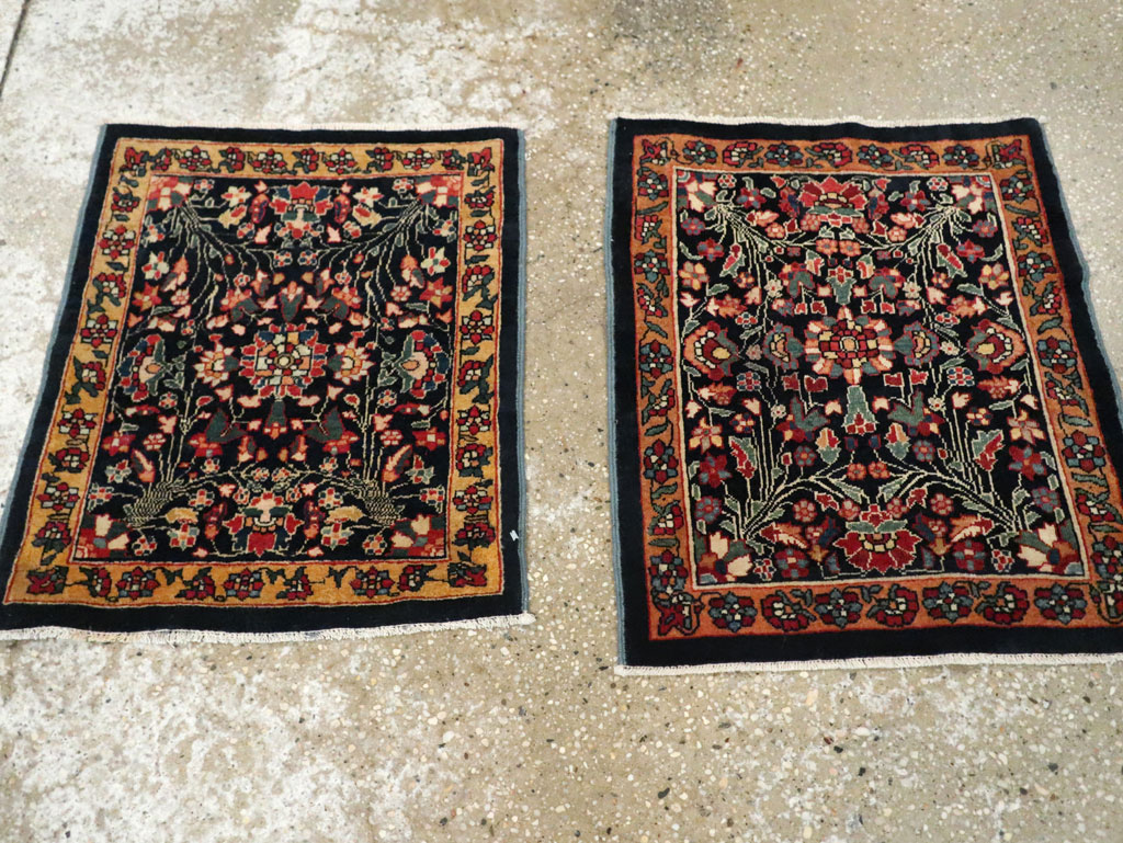 Antique Persian Sarouk Fereghan Square Throw Rug (Pair: 2 of 2), No.21009 - Galerie Shabab