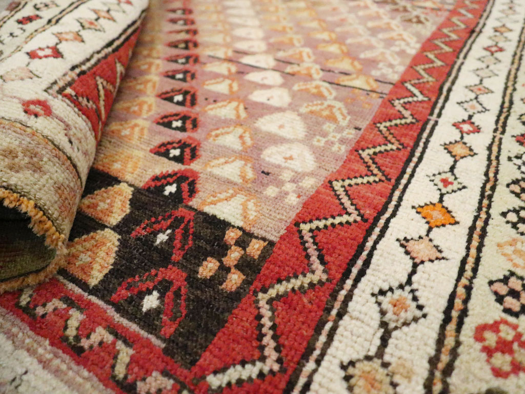 Antique Caucasian Rug, No.21137 - Galerie Shabab