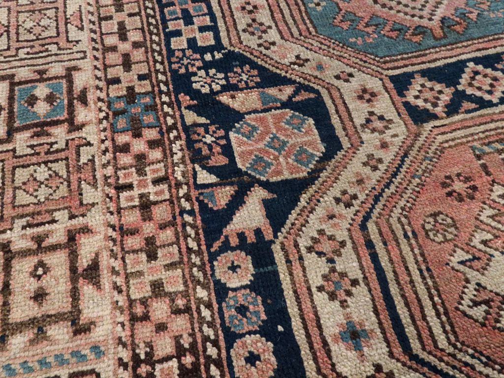 Antique Caucasian Shirvan Rug, No.21141 - Galerie Shabab