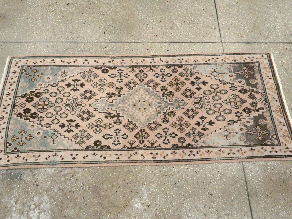 Vintage Persian Joshegan Rug, No.21233 - Galerie Shabab