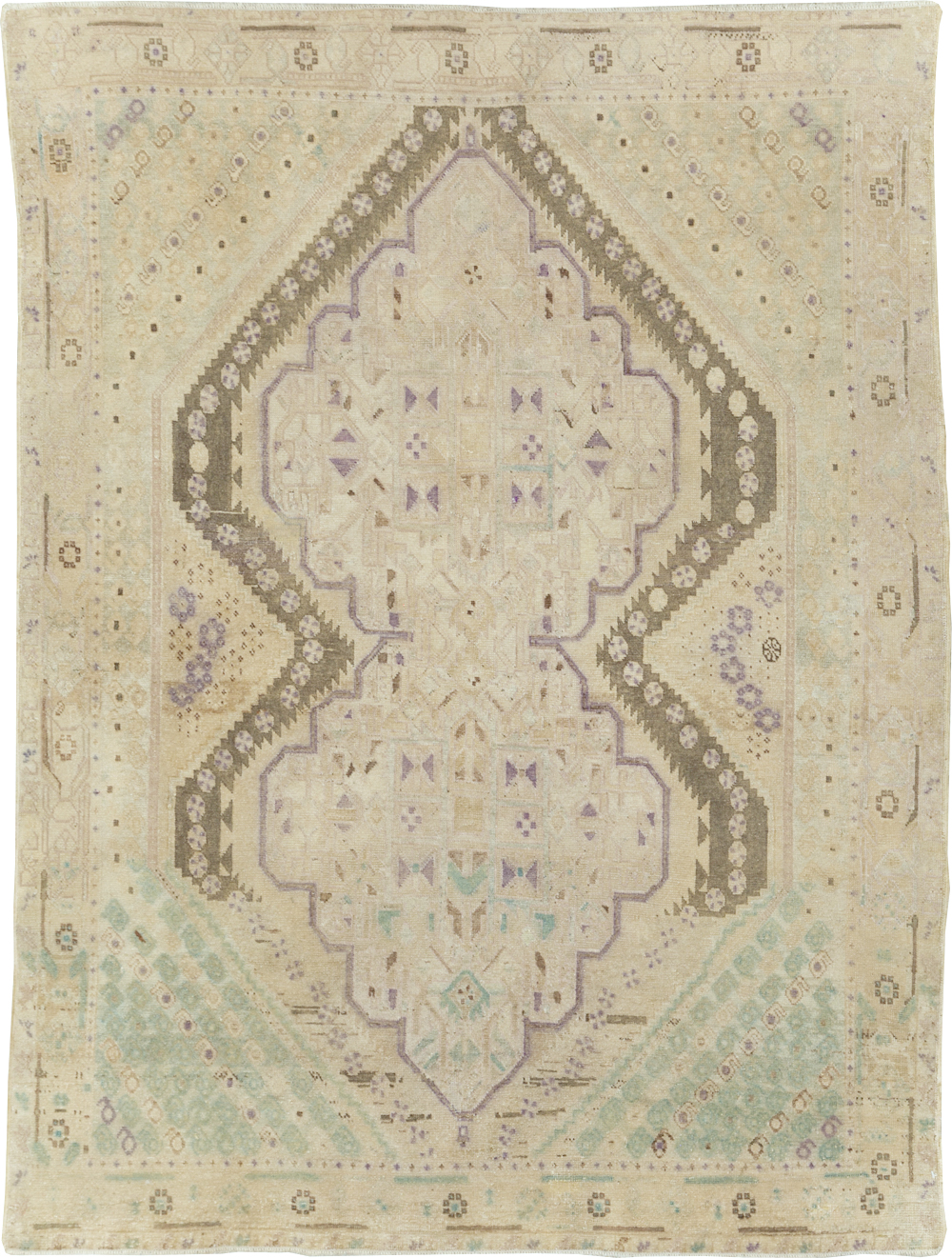 Vintage Persian Afshar Rug, No.21282 - Galerie Shabab