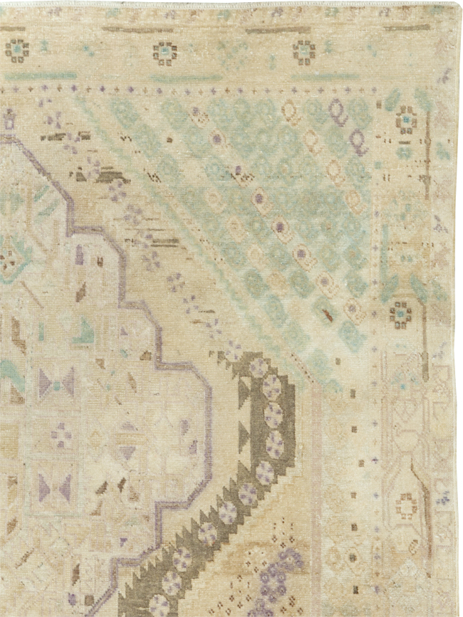 Vintage Persian Afshar Rug, No.21282 - Galerie Shabab