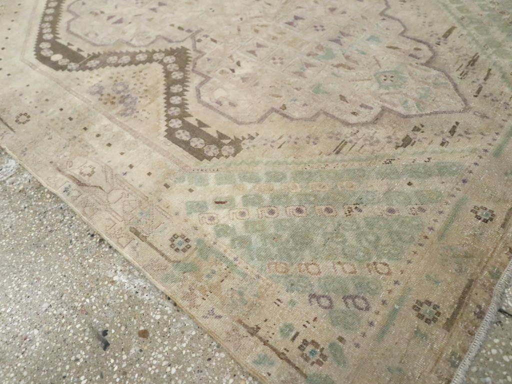 Vintage Persian Afshar Rug, No.21282 - Galerie Shabab