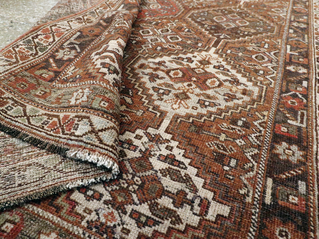 Antique Afshar Rug, No.21443 - Galerie Shabab