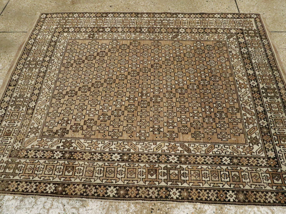 Antique Caucasian Shirvan Rug, No.21685 - Galerie Shabab