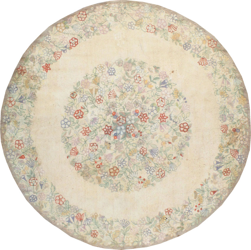 Vintage American Hooked Round Room Size Carpet, No.21726 - Galerie Shabab