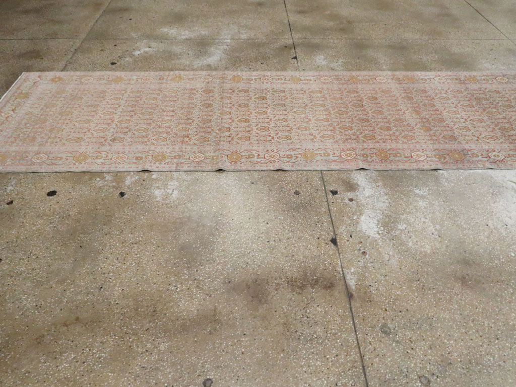 Vintage Persian Senneh Rug, No.21817 - Galerie Shabab