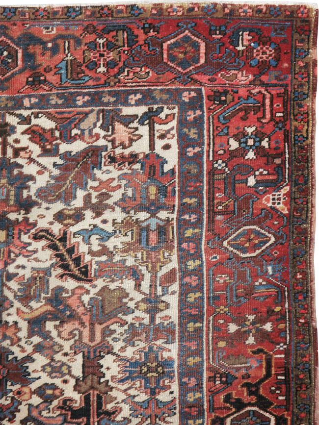 Vintage Persian Heriz Carpet, No.21919 - Galerie Shabab