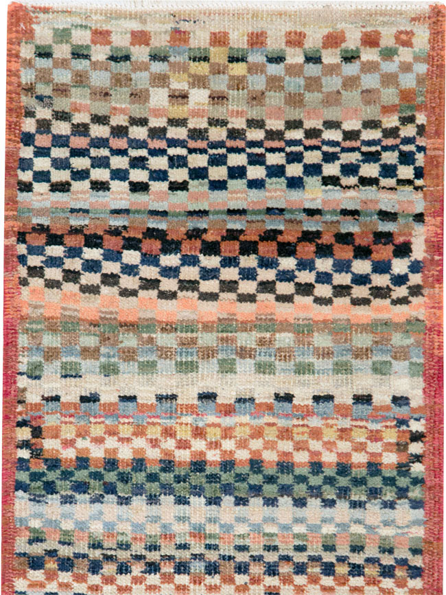 Vintage Turkish Anatolain Runner, No.22024 - Galerie Shabab