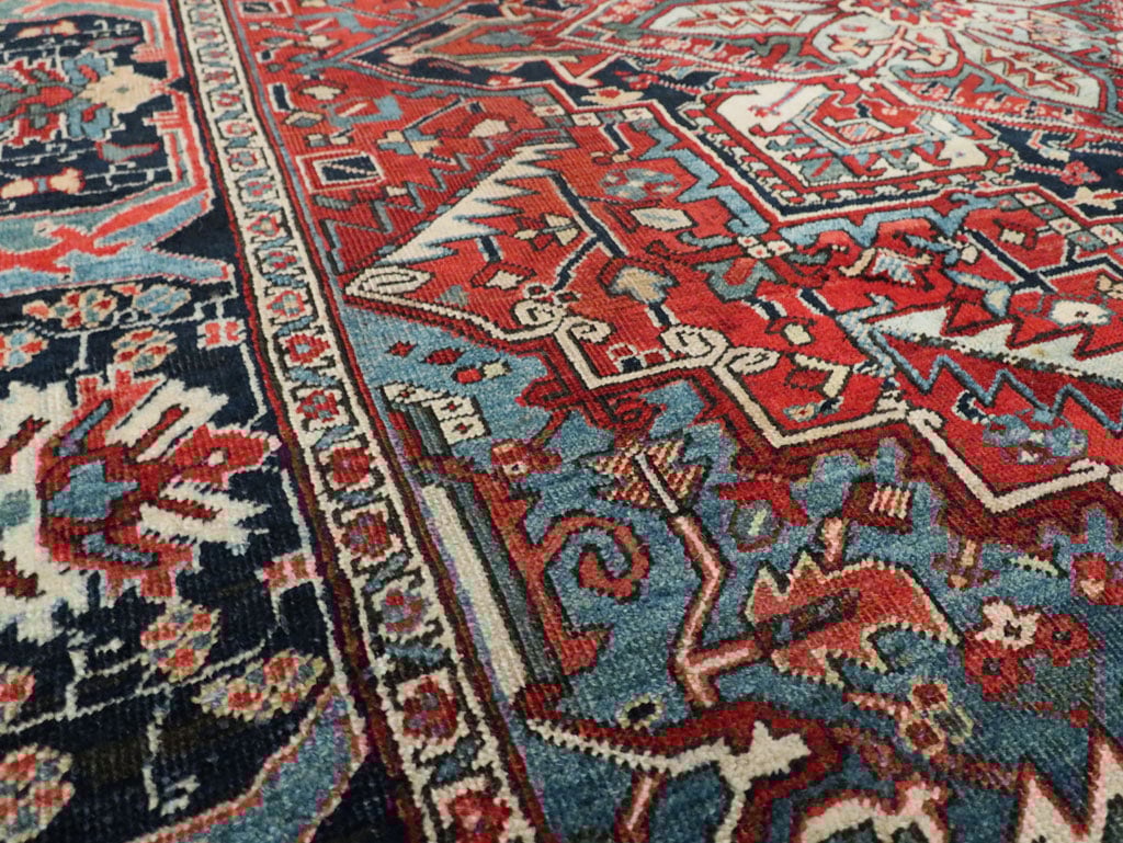 Antique Persian Heriz Carpet, No.22067 - Galerie Shabab