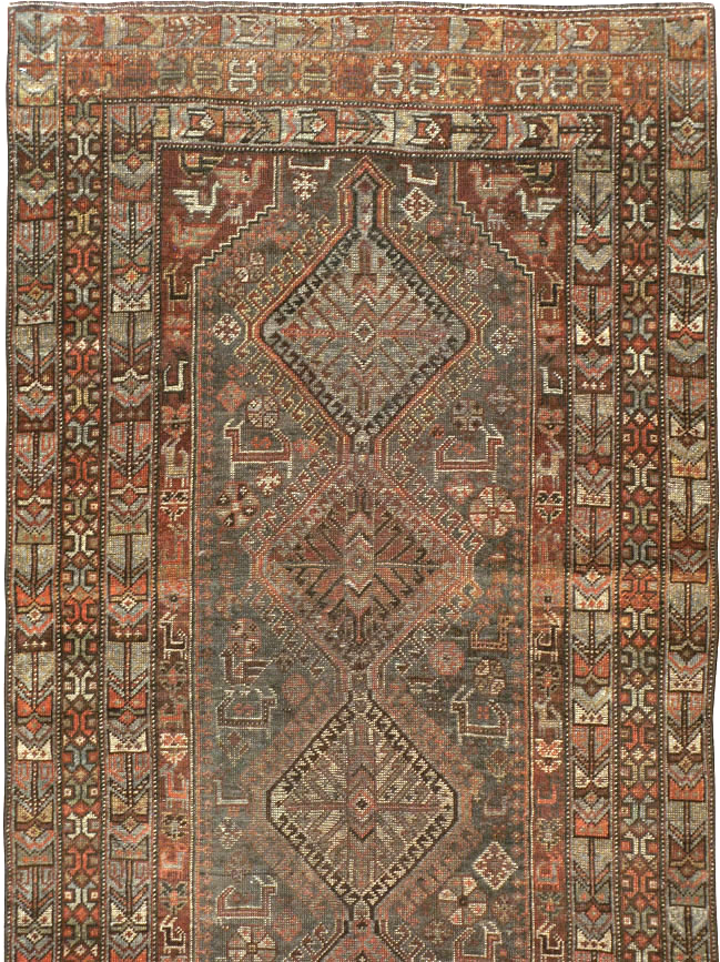 Vintage Persian Shiraz Runner, No.22093 - Galerie Shabab