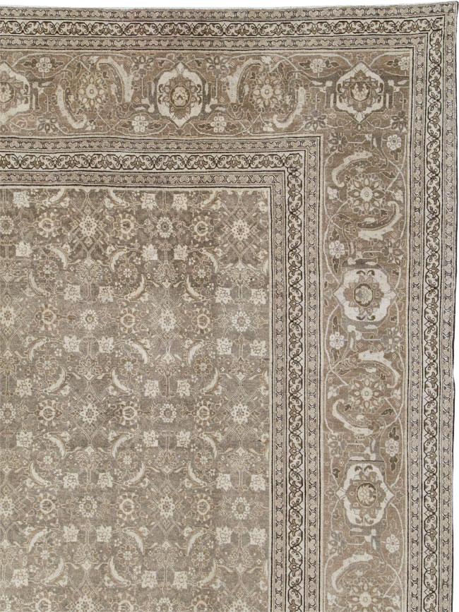 Antique Persian Tabriz Carpet, No.22274 - Galerie Shabab