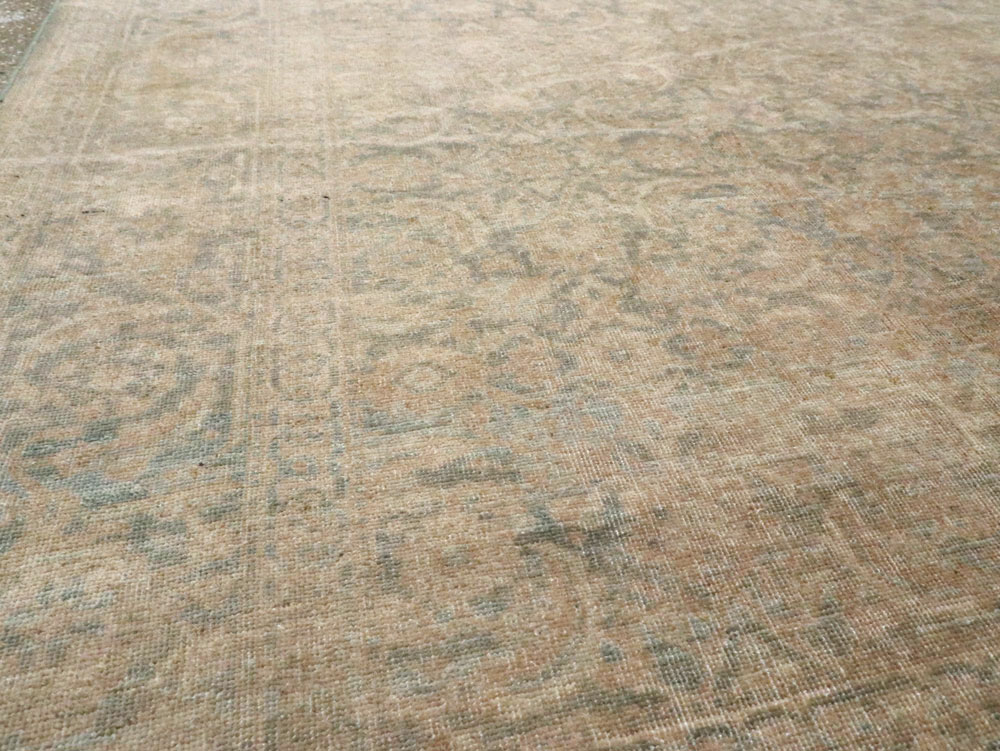 Antique Persian Tabriz Carpet, No.22281 - Galerie Shabab