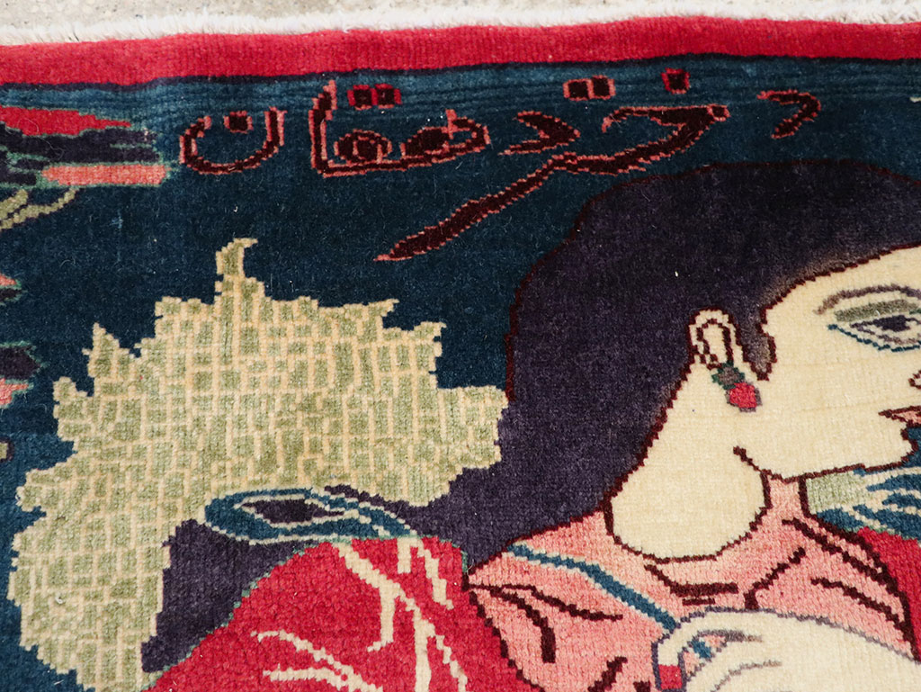 Vintage Persian Mahal Pictorial Rug, No.22402 - Galerie Shabab