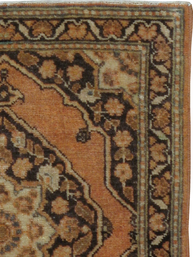 Antique Persian Tabriz Rug, No.22479 - Galerie Shabab