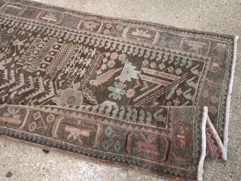 Vintage Persian Malayer Runner, No.22691 - Galerie Shabab