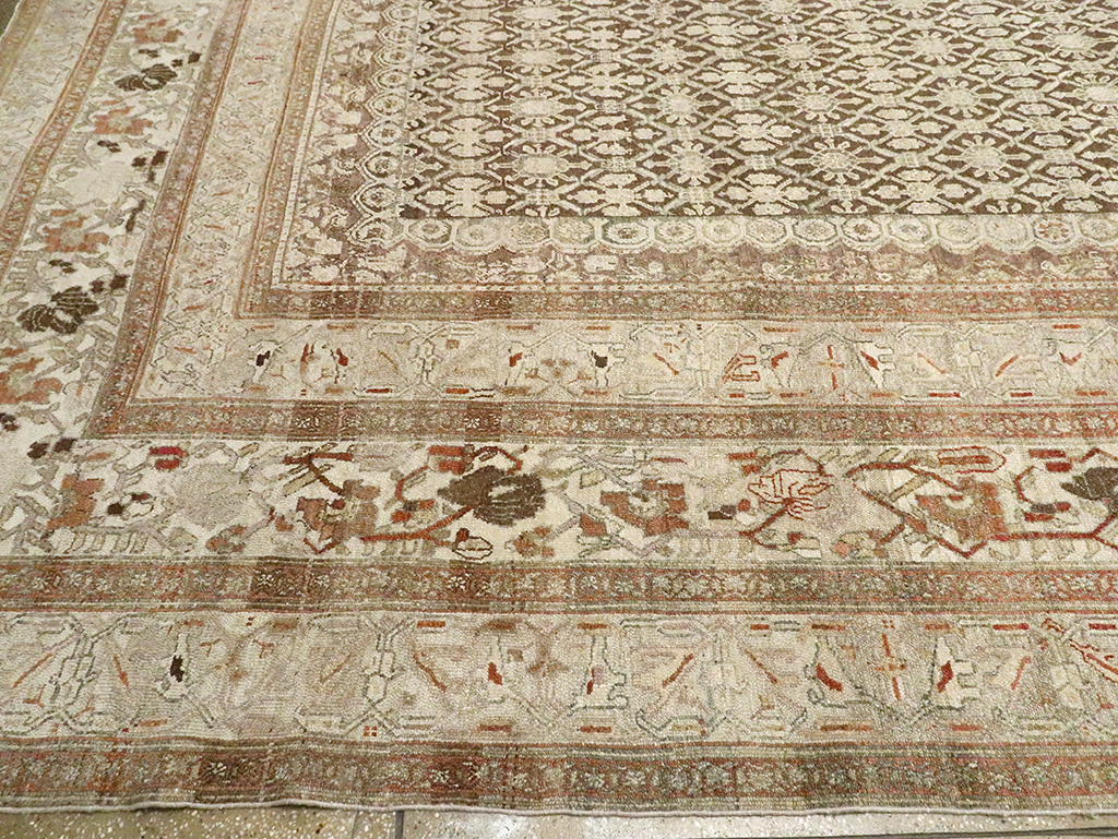 Antique Persian Bibikabad Oversize Carpet, No.22761 - Galerie Shabab
