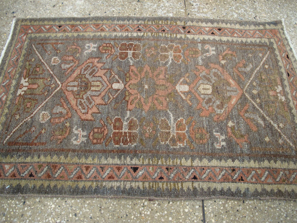 Antique Persian Malayer Rug, No.22777 - Galerie Shabab