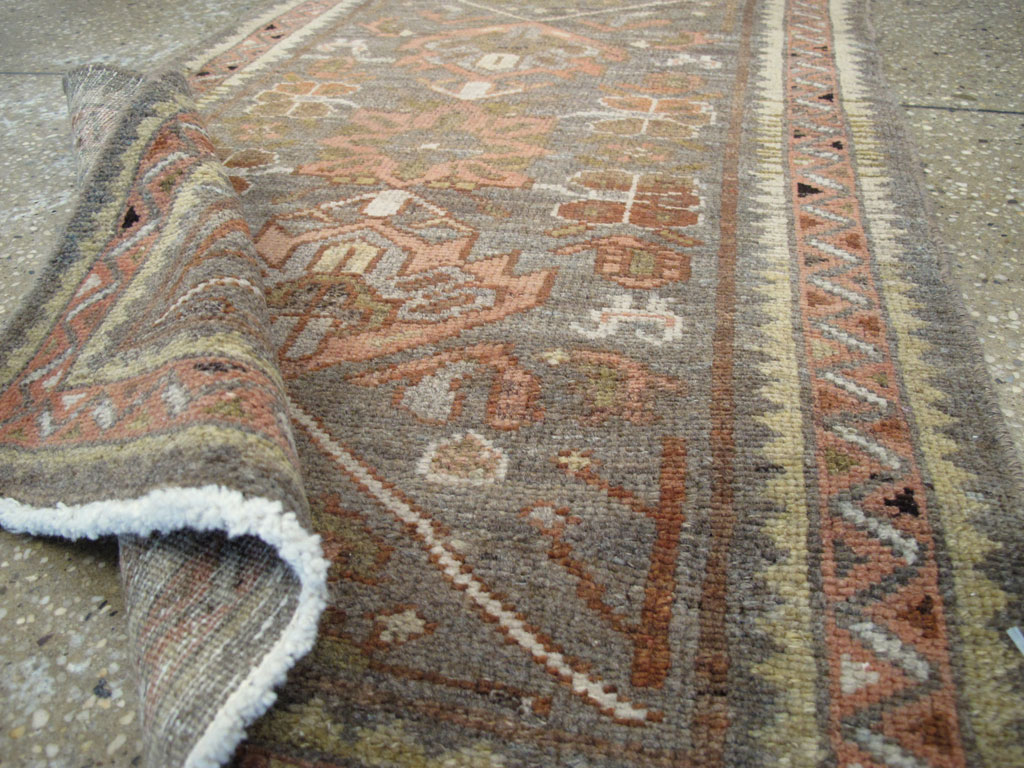 Antique Persian Malayer Rug, No.22777 - Galerie Shabab
