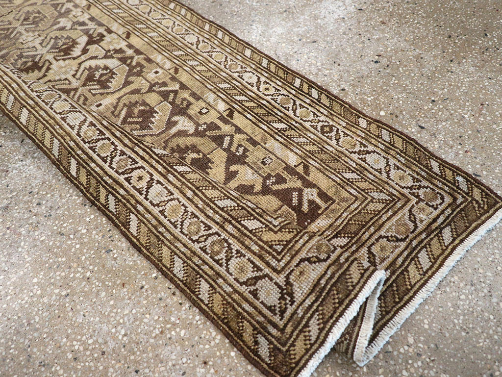 Vintage Persian Kurdish Runner, No.23166 - Galerie Shabab