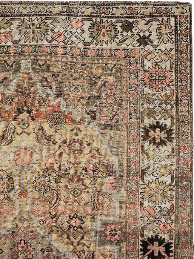 Antique Persian Bidjar Rug, No.23211 - Galerie Shabab