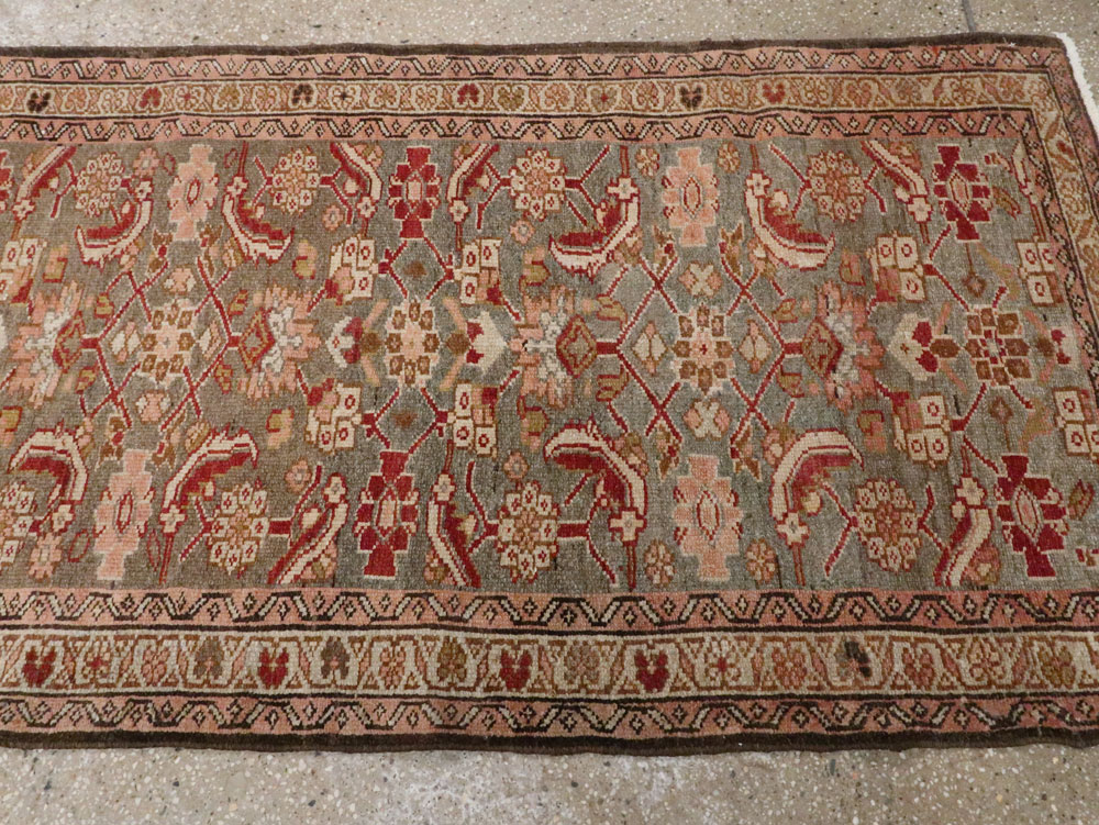 Vintage Persian Malayer Runner, No.23338 - Galerie Shabab
