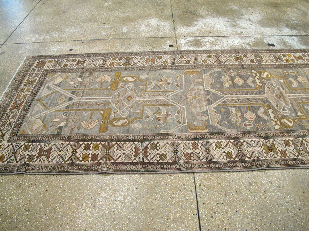 Vintage Persian Malayer Wide Gallery Runner, No.23375 - Galerie Shabab