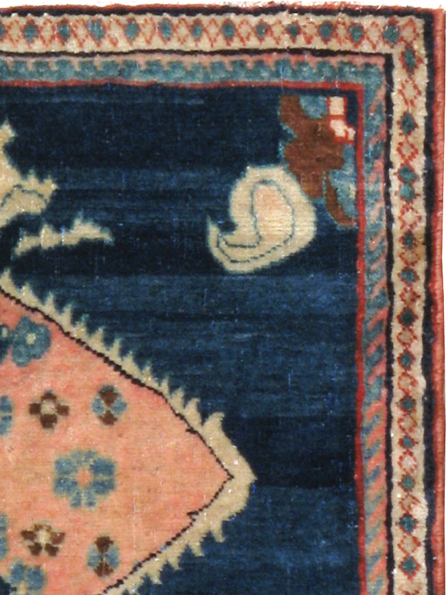 Antique Persian Tabriz Rug, No.23409 - Galerie Shabab