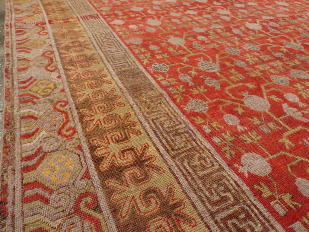 Vintage East Turkestan Khotan Carpet, No.23506 - Galerie Shabab