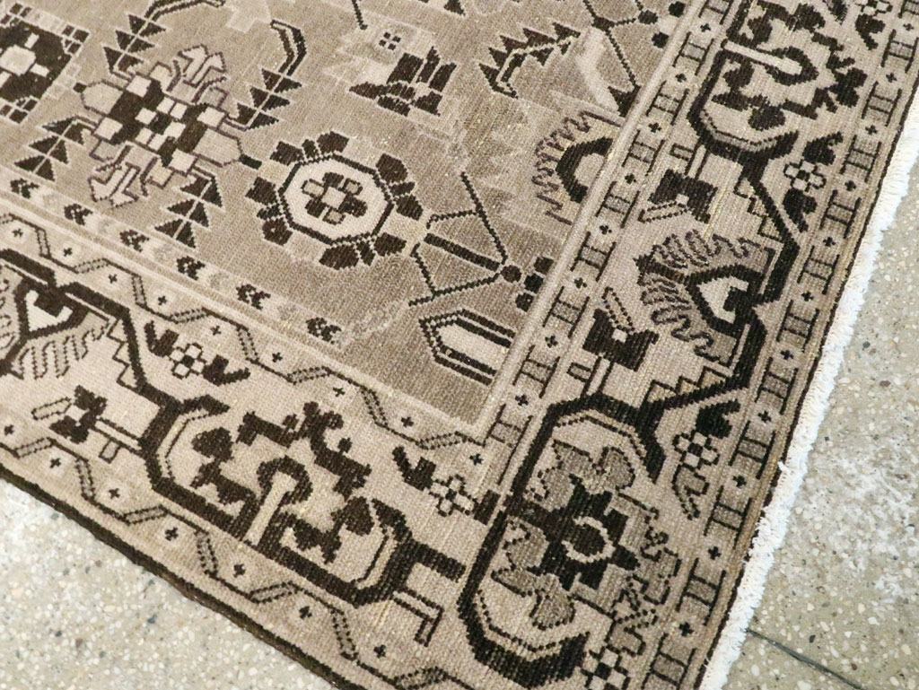 Vintage Persian Malayer Accent Rug, No.23567 - Galerie Shabab