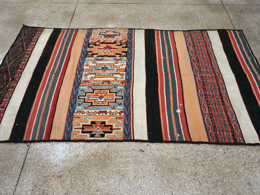 Vintage Persian Flat-weave Kilim, No.23578 - Galerie Shabab