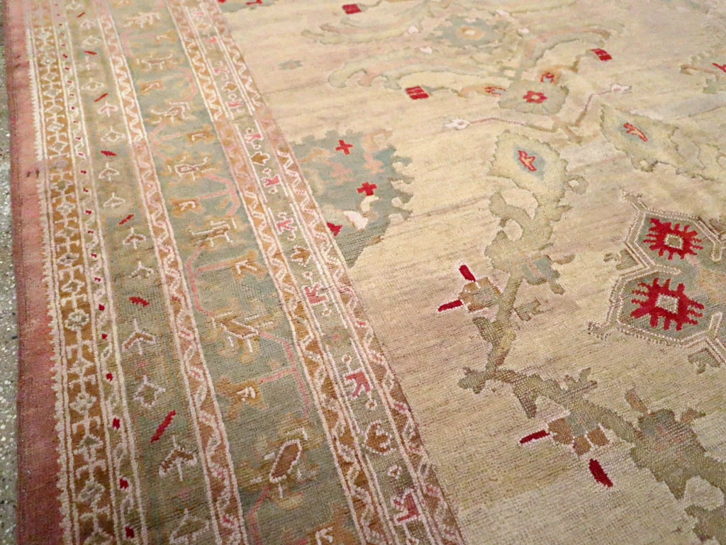 Antique Turkish Oushak Carpet, No.23706 - Galerie Shabab