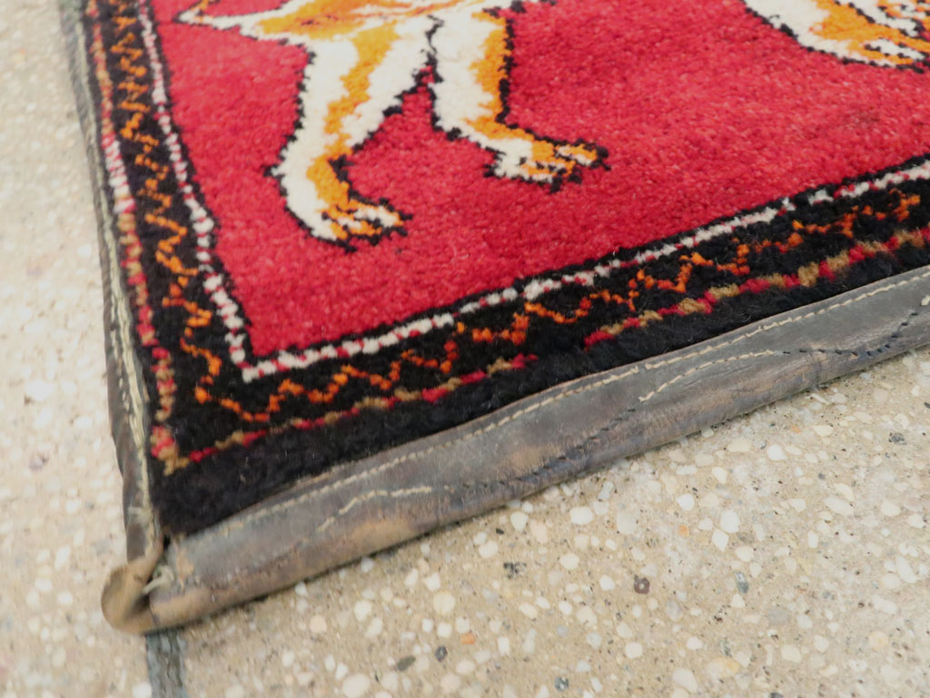 Vintage Persian Pictorial Bag Face, No.23755 - Galerie Shabab