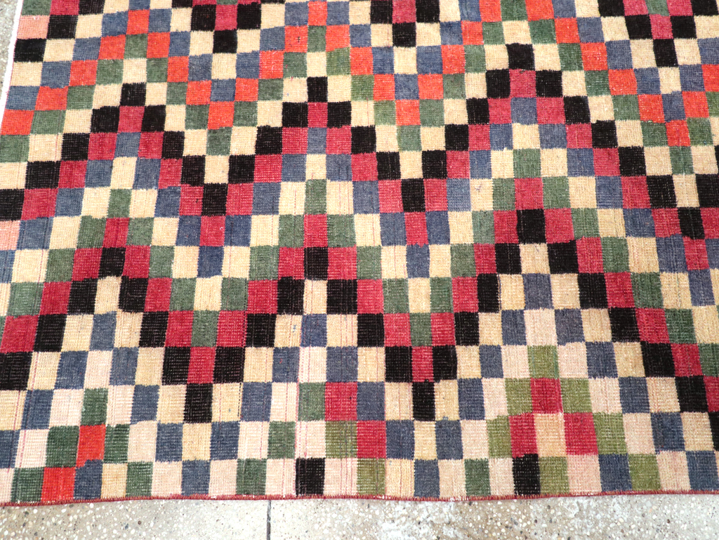 Vintage Turkish Anatolian Accent Carpet, No.23816 - Galerie Shabab