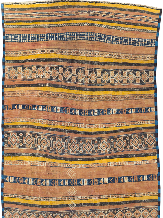 Vintage Persian Flatweave Kilim Runner, No.23856 - Galerie Shabab