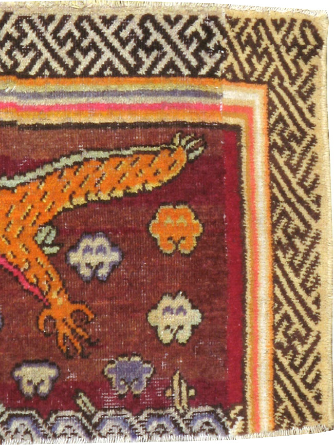 Antique East Turkestan Khotan Pictorial Rug, No.23886 - Galerie Shabab