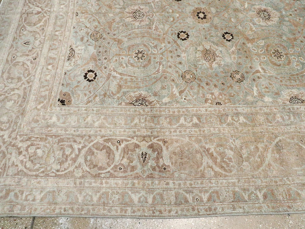 Antique Tabriz Persian Carpet, No.23907 - Galerie Shabab