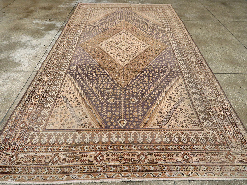 Antique East Turkestan Khotan Gallery Carpet, No.24337 - Galerie Shabab