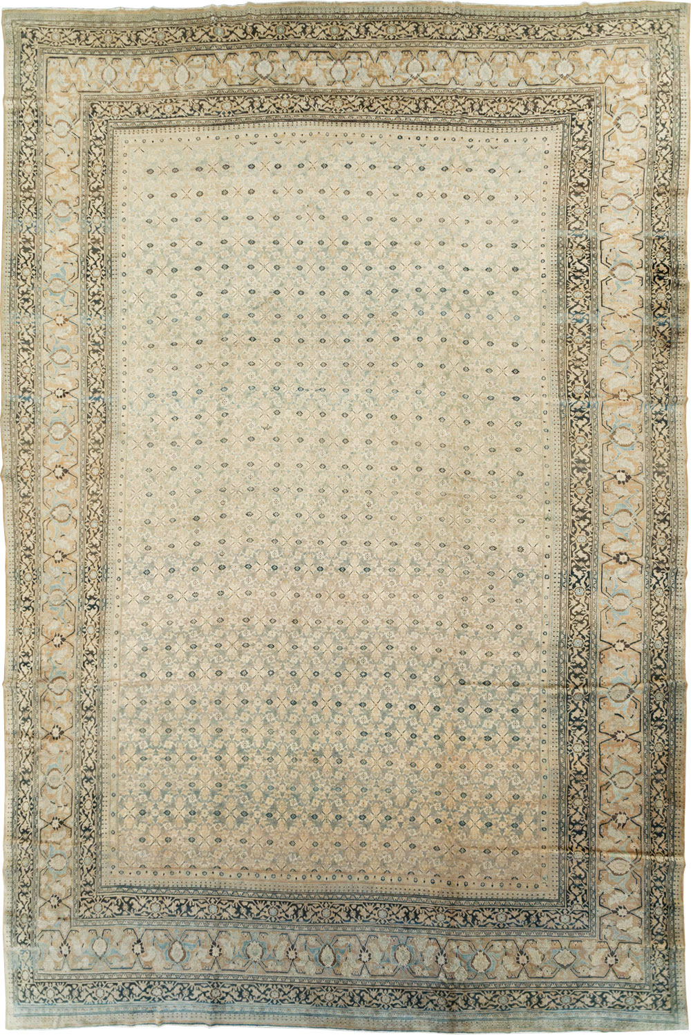 Antique Persian Dorokhsh Oversize Carpet, No.24373 - Galerie Shabab