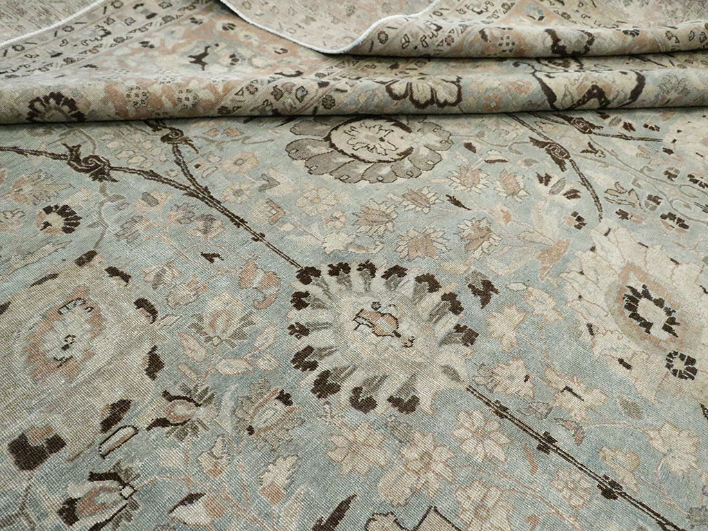 Antique Persian Tabriz Carpet, No.24400 - Galerie Shabab