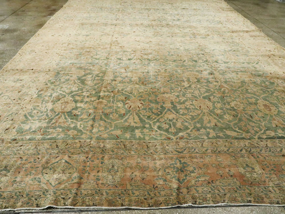Antique Persian Tabriz Carpet, No.24529 - Galerie Shabab