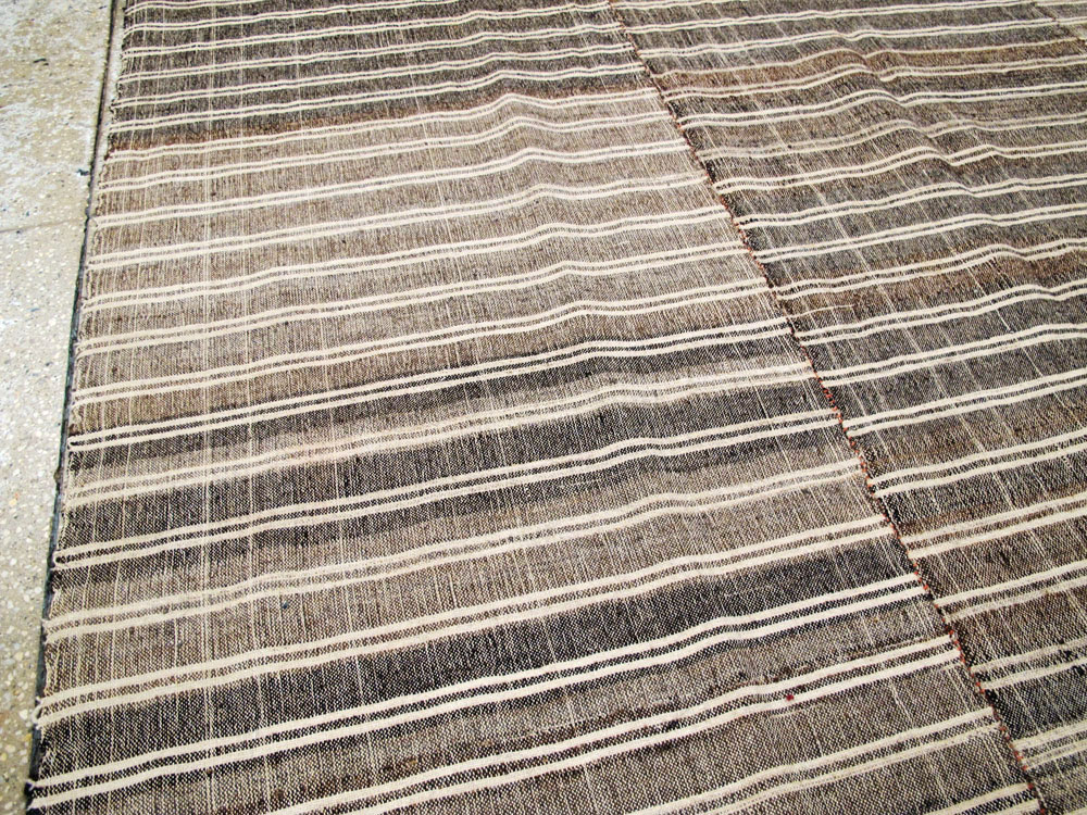 Vintage Turkish Anatolian Flat-weave Kilim, No.24773 - Galerie Shabab