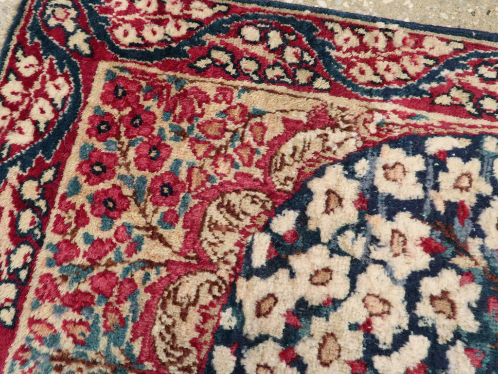 Antique Persian Lavar Kerman Rug, No.24995 - Galerie Shabab